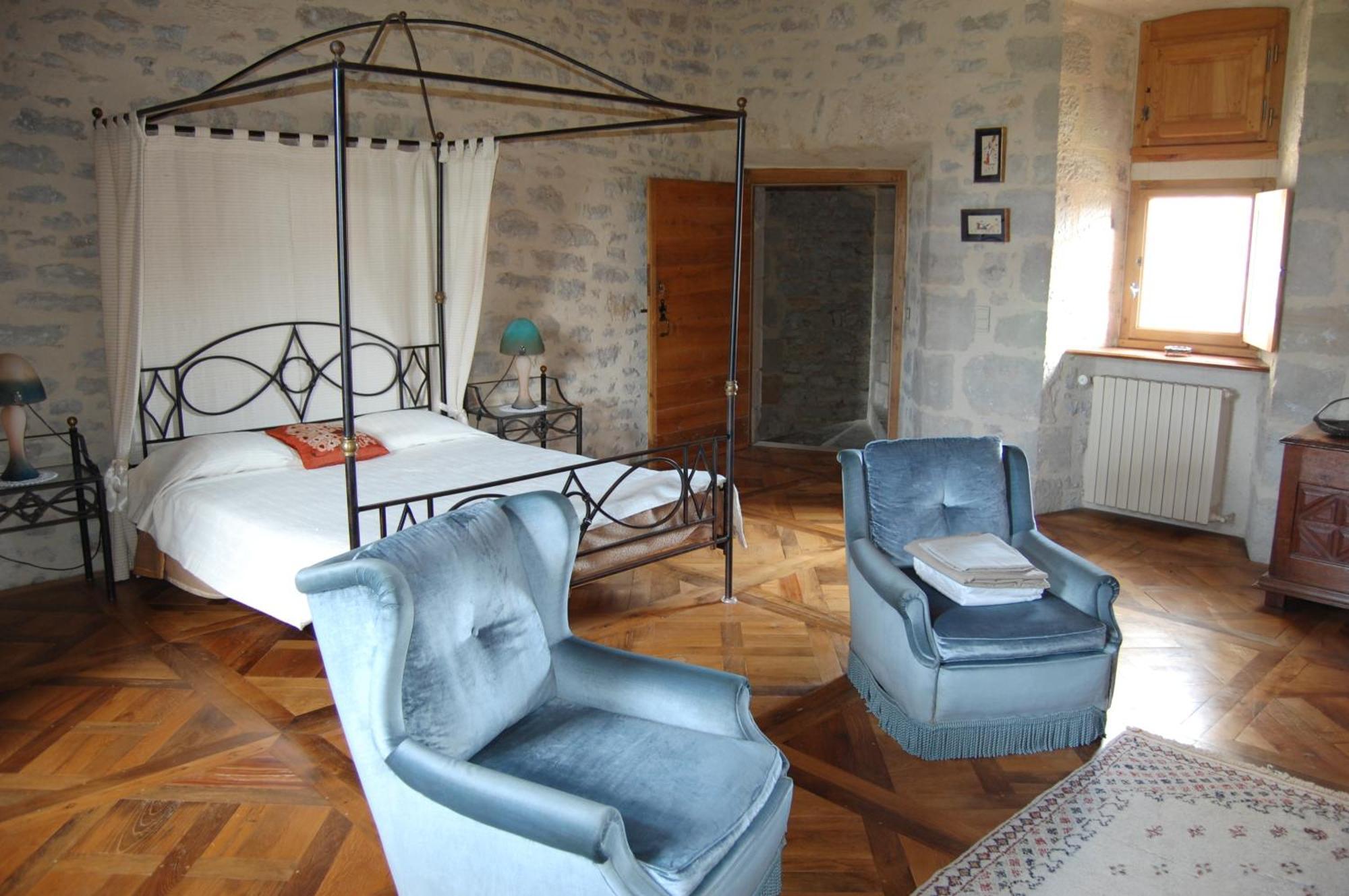 Chateau De Camboulan Ambeyrac Exterior photo
